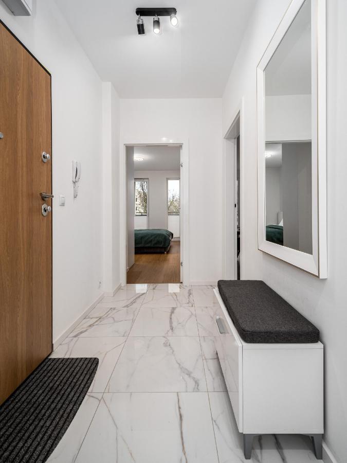 Warsaw Apartments 1 Sierpnia Street Ngoại thất bức ảnh